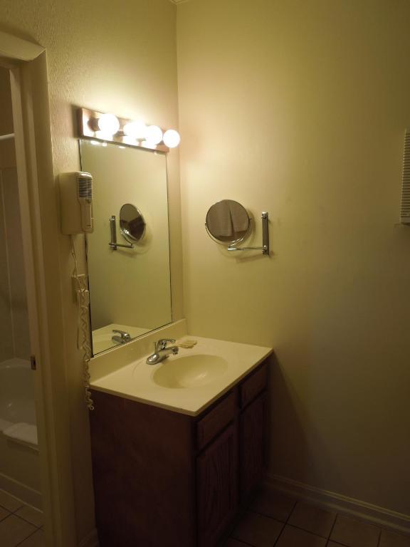 Wildwood Inn Florence Room photo